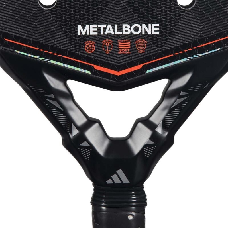 Metalbone-Detail-Heart ADIDAS METALBONE 2026 3